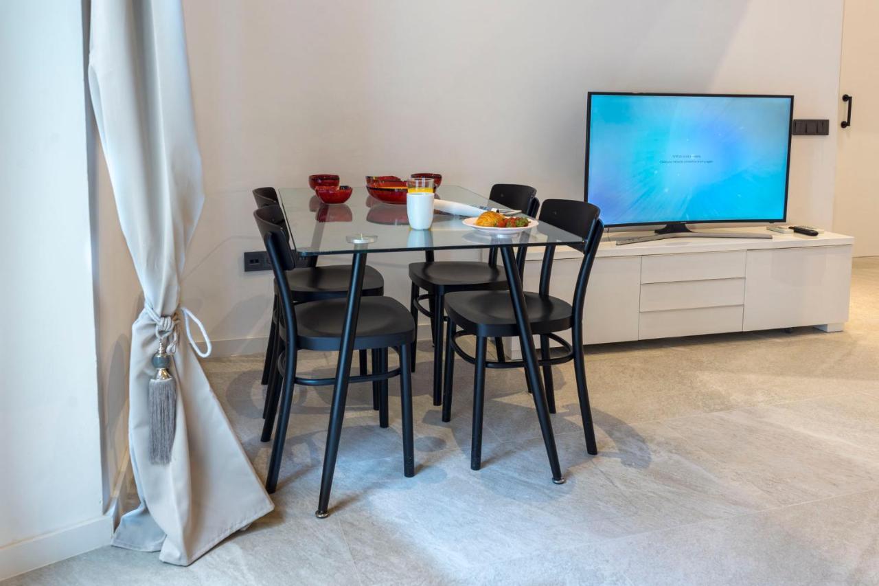Acogedor Apartamento En Pleno Centro De Malaga By Sharingco 아파트 외부 사진