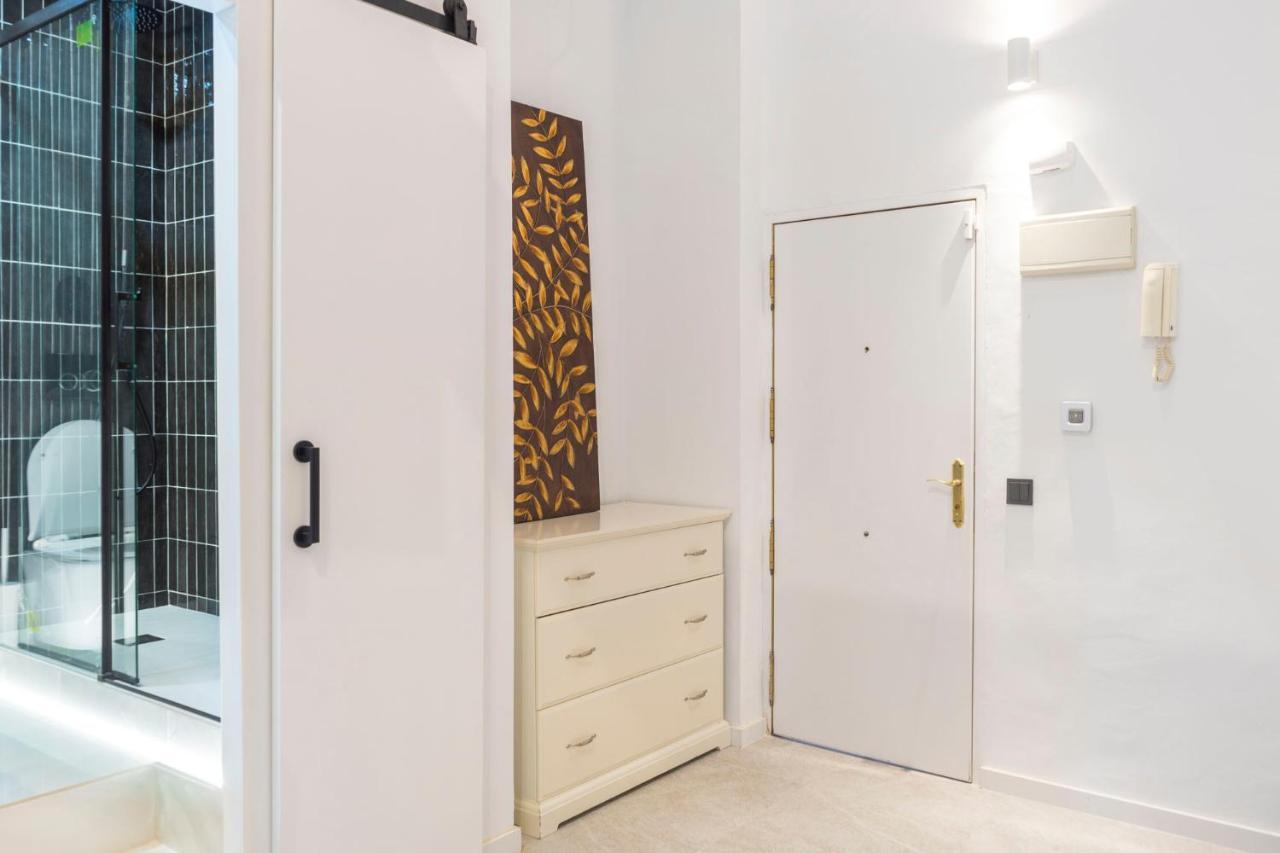 Acogedor Apartamento En Pleno Centro De Malaga By Sharingco 아파트 외부 사진