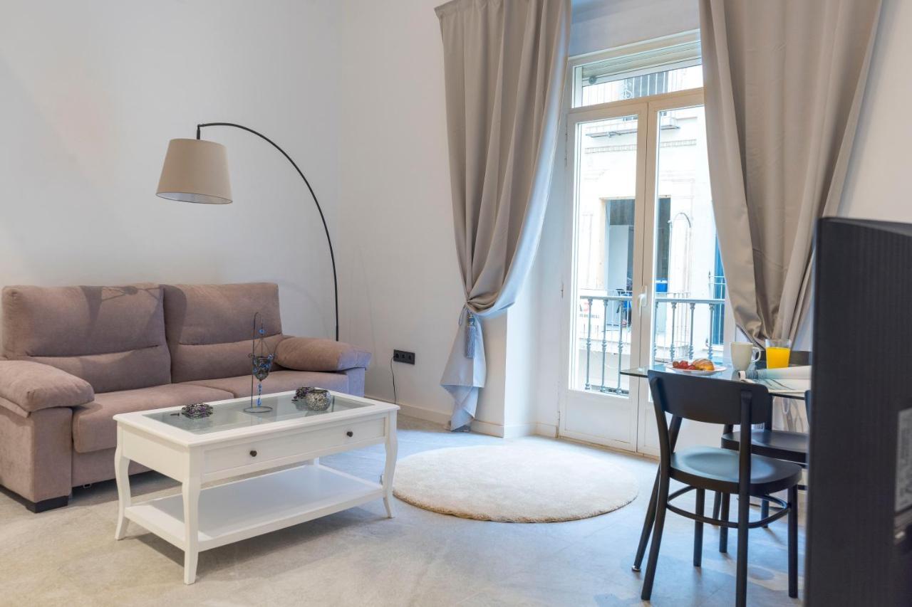 Acogedor Apartamento En Pleno Centro De Malaga By Sharingco 아파트 외부 사진