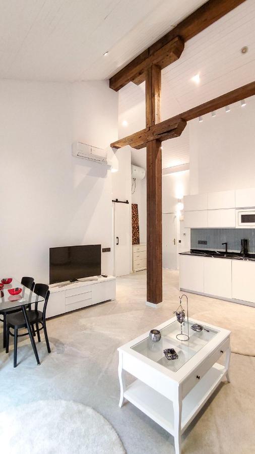 Acogedor Apartamento En Pleno Centro De Malaga By Sharingco 아파트 외부 사진